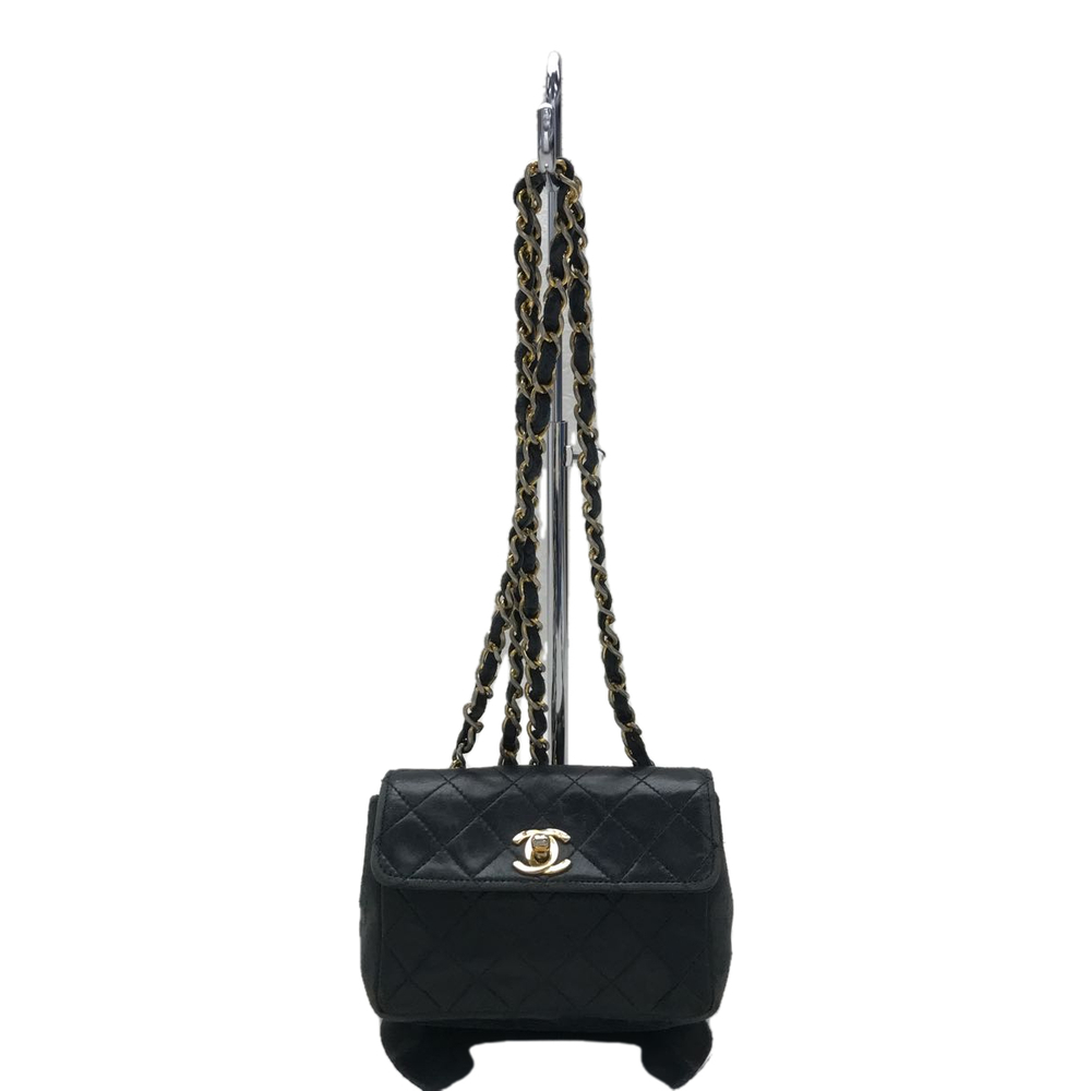 Chanel Matelasse Chain Shoulder Bag Black